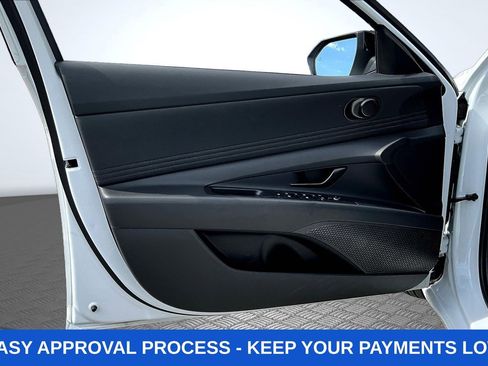 Used 2025 Hyundai Elantra Sport FWD image 26