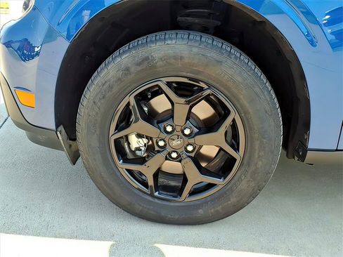 Used 2024 Ford Maverick Lariat w/ FX4 Off-Road Package image 25