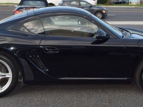 Used 2009 Porsche Cayman RWD image 2