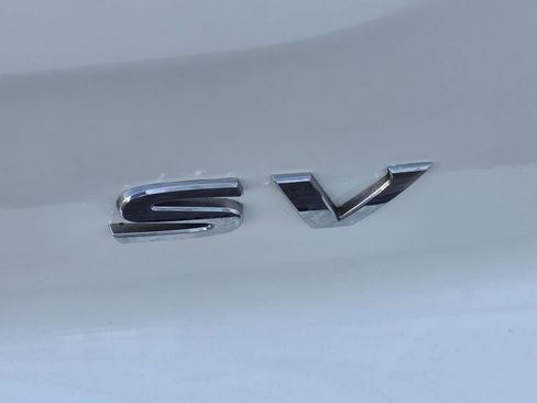 Used 2024 Nissan Pathfinder SV image 30