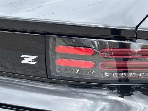 Used 2024 Nissan Z Sport w/ Floor Mat Package image 24