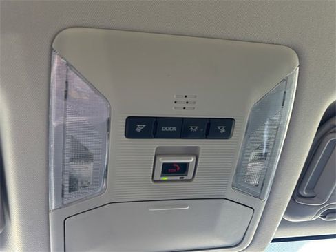 Used 2024 Toyota RAV4 XLE image 26