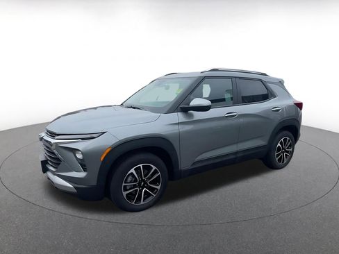 Used 2025 Chevrolet TrailBlazer LT image 8