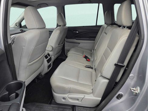 Used 2018 Honda Pilot EX-L image 12