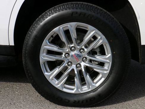 Used 2024 GMC Yukon SLT image 10