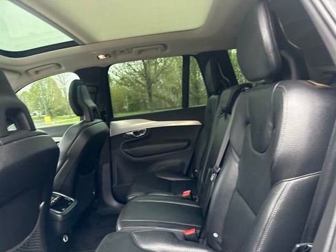 Used 2016 Volvo XC90 T6 Momentum w/ Vision Package image 15