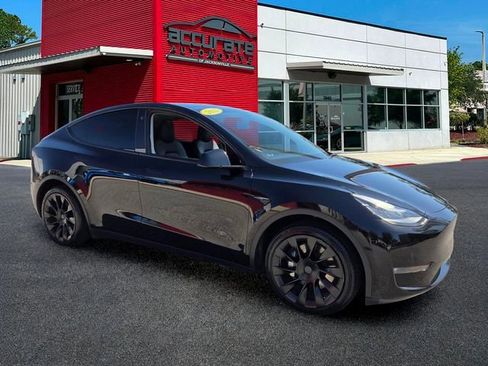 Used 2021 Tesla Model Y Long Range AWD/4WD image 7