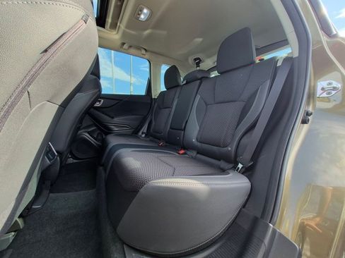 Used 2023 Subaru Forester Premium AWD/4WD image 18