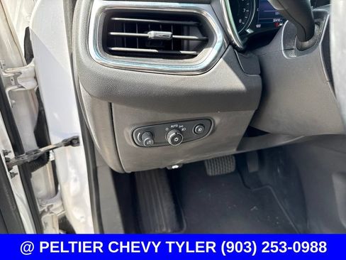 Used 2020 Chevrolet Equinox LT FWD image 13