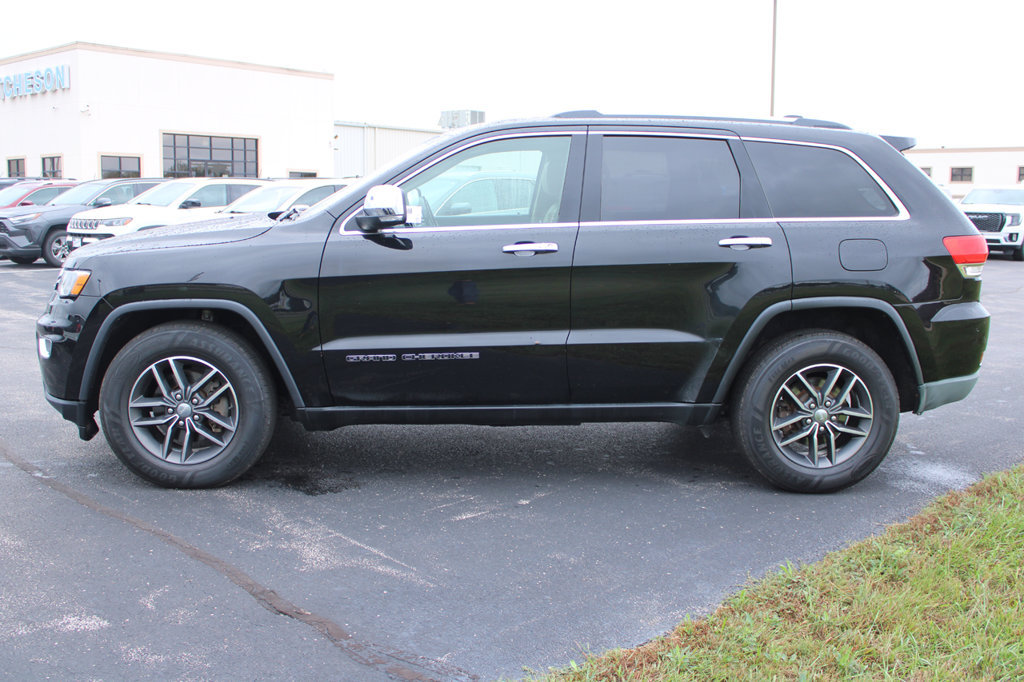 Used 2017 Jeep Grand Cherokee Limited AWD/4WD image 5