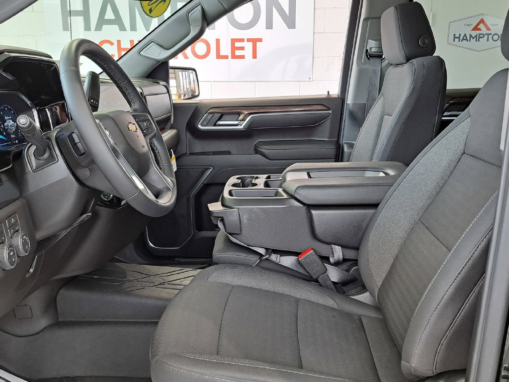 Used 2026 Chevrolet Silverado 1500 LT w/ Protection Package AWD/4WD image 22