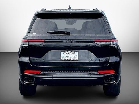 New 2025 Jeep Grand Cherokee Summit image 5