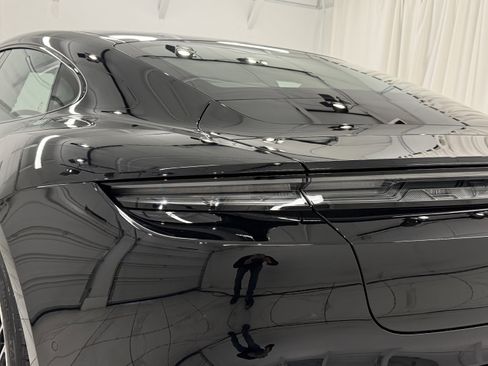 New 2026 Porsche Taycan GTS image 18