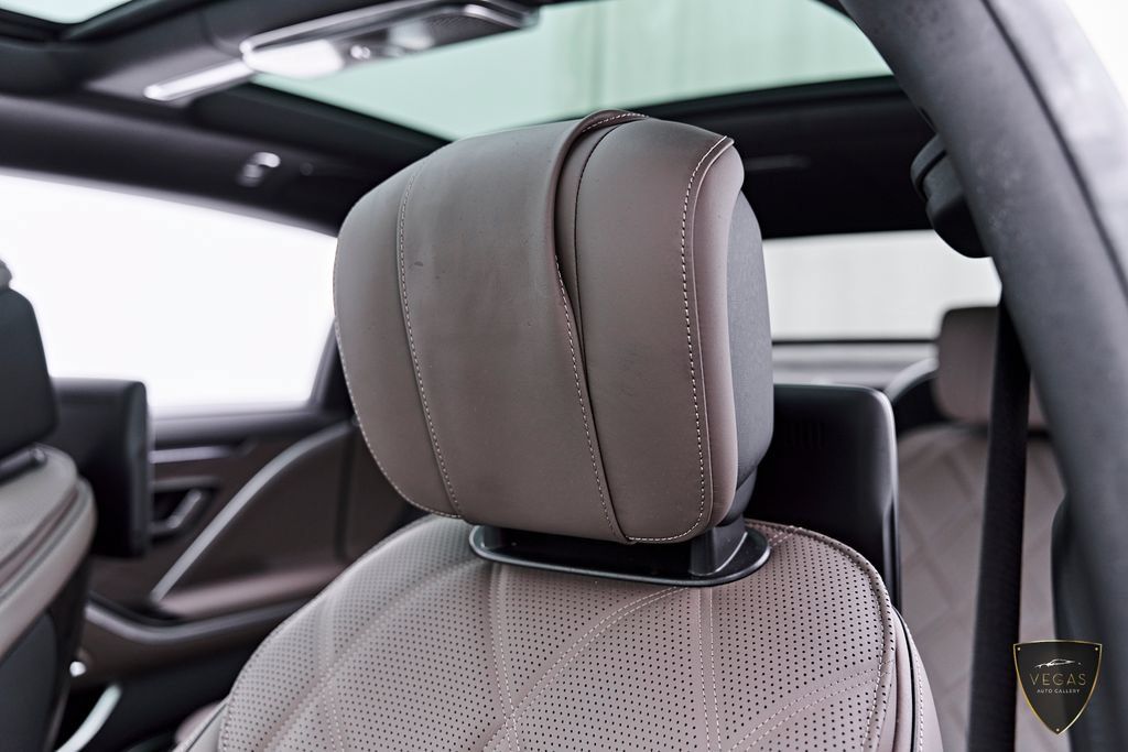 Used 2024 Mercedes-Benz Maybach S 680 4MATIC image 55