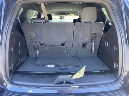 Certified 2025 Chevrolet Tahoe LS image 30