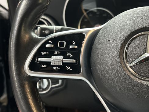 Used 2019 Mercedes-Benz C 300 Sedan image 18