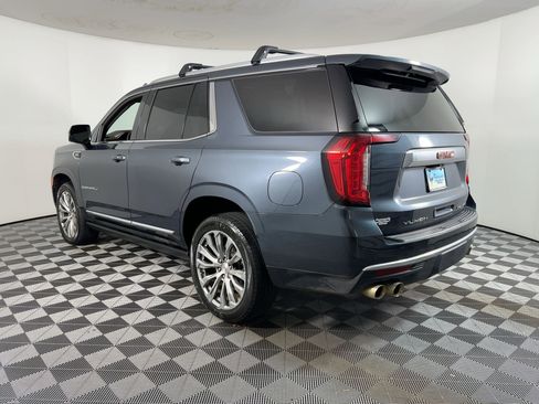 Used 2021 GMC Yukon Denali w/ Denali Premium Package image 2