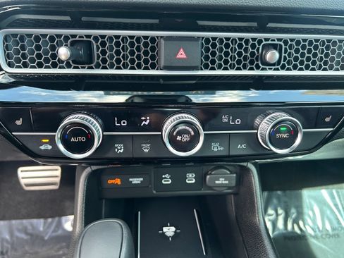 Certified 2025 Honda Civic Sport Touring image 26