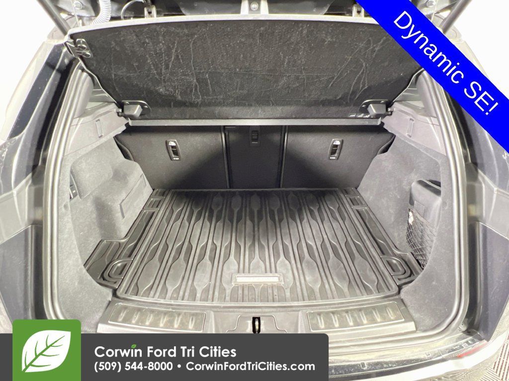 Used 2024 Land Rover Range Rover Evoque Dynamic SE AWD/4WD image 14
