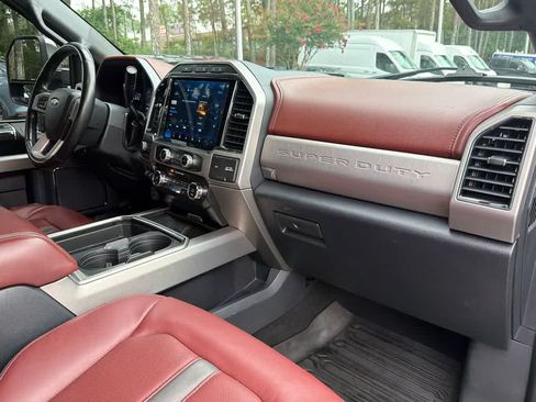 Used 2022 Ford F250 Platinum w/ Tremor Off-Road Package AWD/4WD image 13