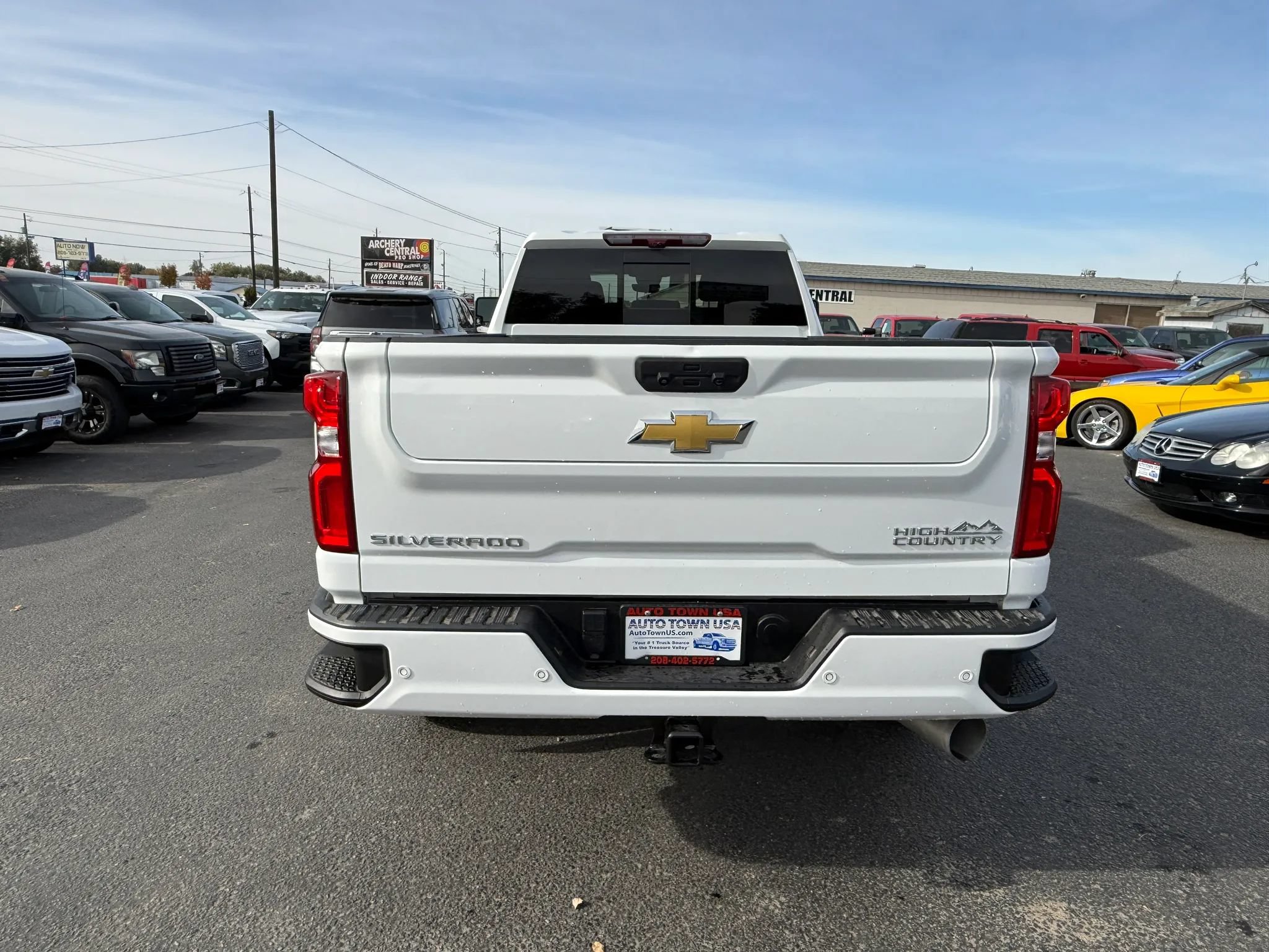 Used 2024 Chevrolet Silverado 3500 High Country w/ High Country Premium Package AWD/4WD image 4