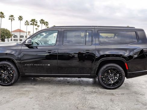 New 2026 Jeep Grand Wagoneer L Limited image 14