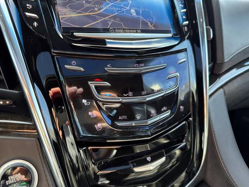Used 2016 Cadillac Escalade ESV Platinum image 42