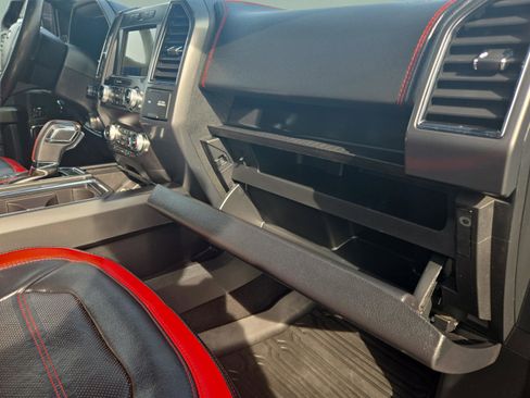 Used 2019 Ford F150 Lariat w/ Equipment Group 502A Luxury image 29