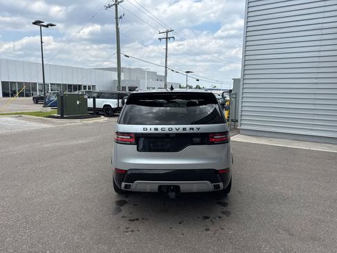 Used 2020 Land Rover Discovery Landmark AWD/4WD image 4