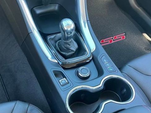 Used 2015 Chevrolet SS image 35