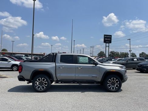 New 2025 GMC Canyon AT4 w/ Nightfall Edition image 8