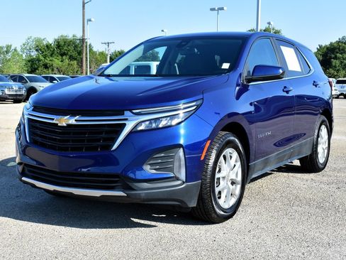 Used 2022 Chevrolet Equinox LT FWD image 1