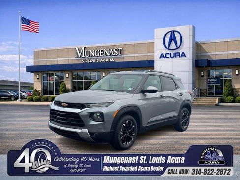 Used 2023 Chevrolet TrailBlazer LT FWD image 1