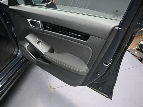 Certified 2025 Honda Civic Sport image 36