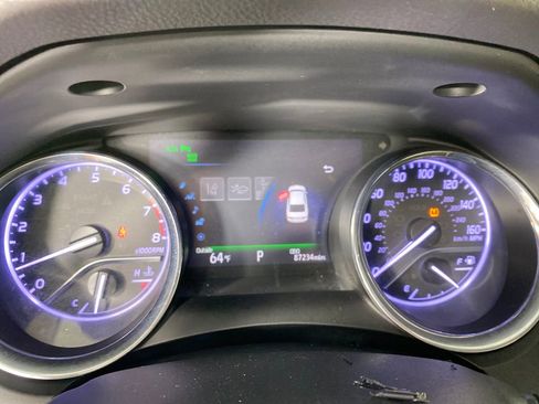 Used 2018 Toyota Camry XLE w/ Audio Package image 17