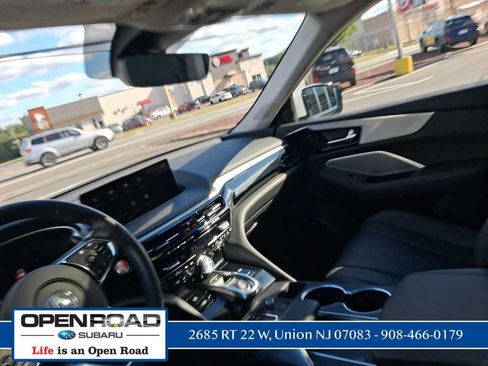 Used 2023 Acura MDX SH-AWD image 19