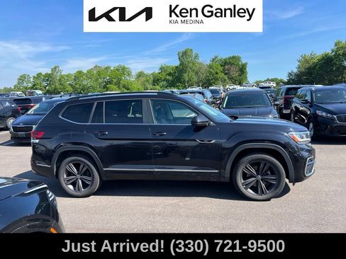 Used 2021 Volkswagen Atlas SE w/ Panoramic Sunroof Package AWD/4WD image 4