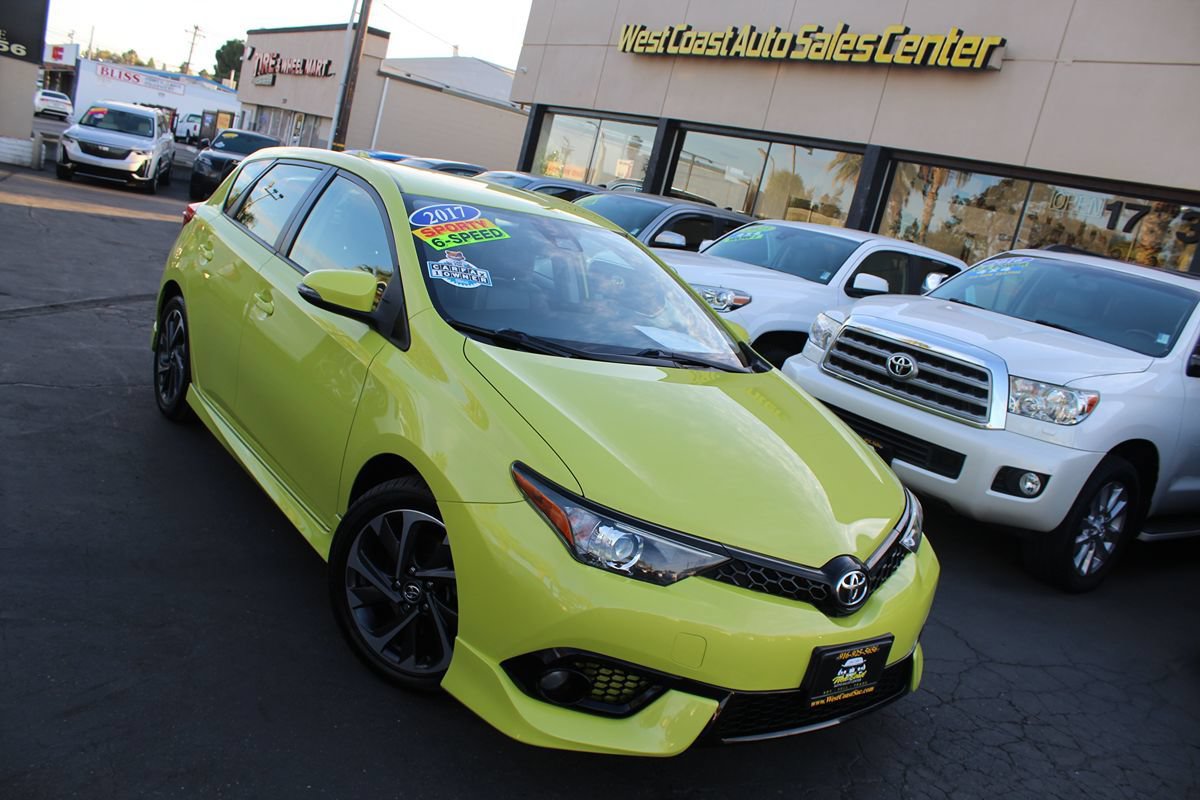 Used 2017 Toyota Corolla iM w/ All-Weather Mat Package FWD image 34