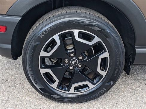 Used 2022 Ford Bronco Sport Outer Banks image 9