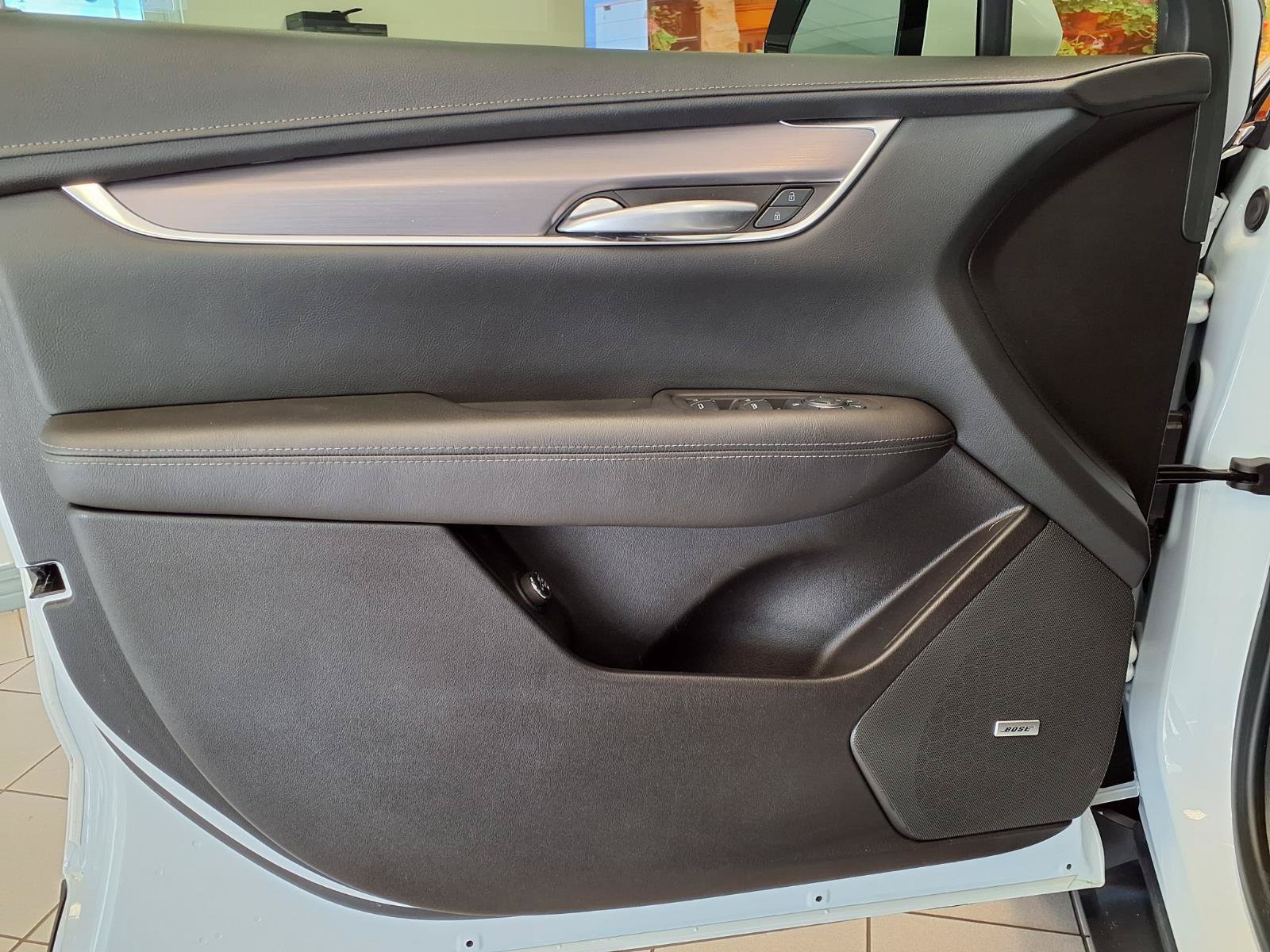 Certified 2024 Cadillac XT5 Luxury FWD image 22