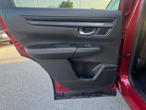 Certified 2025 Honda CR-V Sport-L image 17