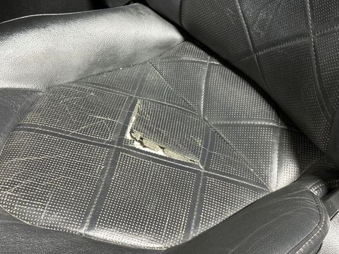 Used 2018 Toyota Camry XLE FWD image 38