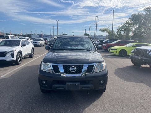 Used 2013 Nissan Frontier SV w/ SV Value Truck Pkg image 2