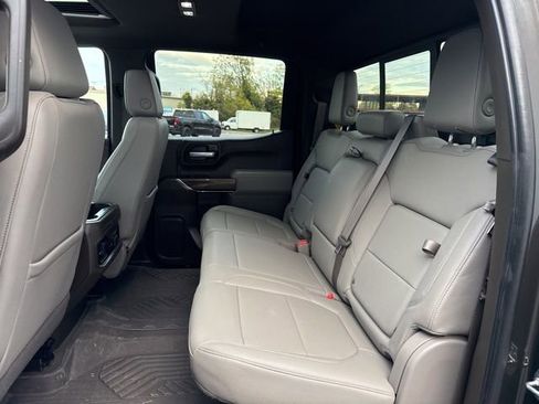 Used 2021 Chevrolet Silverado 1500 LT Trail Boss w/ Convenience Package II image 17