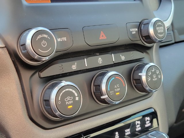 Used 2023 RAM 1500 Big Horn AWD/4WD image 7