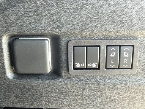 New 2026 Chevrolet Tahoe LT w/ Comfort Package AWD/4WD image 29
