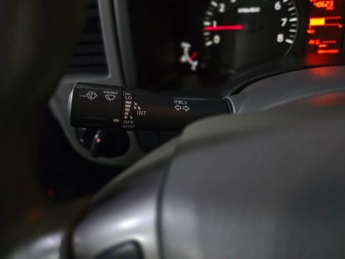 Used 2017 Nissan NV 3500 SL w/ Technology Package image 21