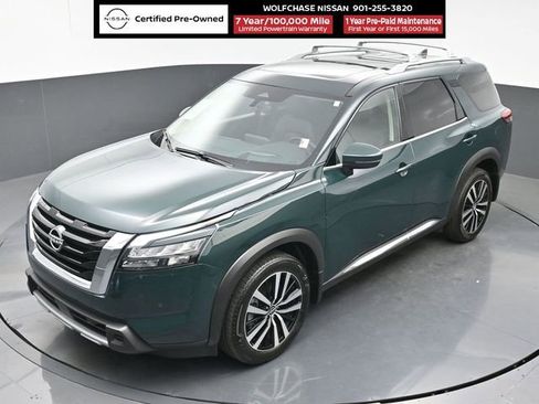 Certified 2025 Nissan Pathfinder Platinum w/ Cargo Package image 25