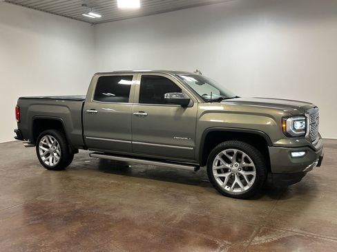 Used 2018 GMC Sierra 1500 Denali w/ Denali Ultimate Package image 23