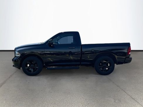 Used 2014 RAM 1500 Express RWD image 4